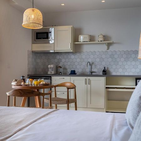 Thea Beachfront Suites In Lourdas Beach Lourdata  Luaran gambar