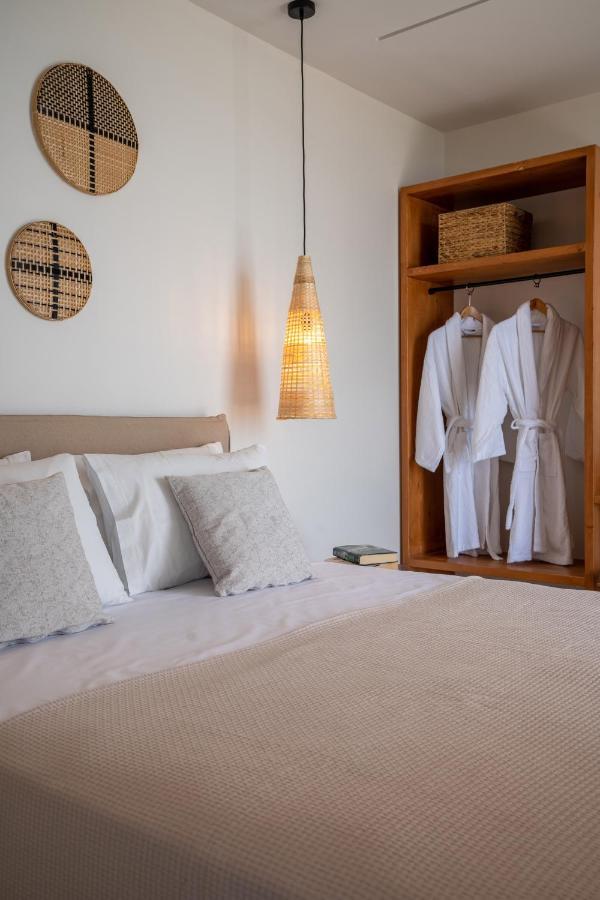 Thea Beachfront Suites In Lourdas Beach Lourdata  Luaran gambar