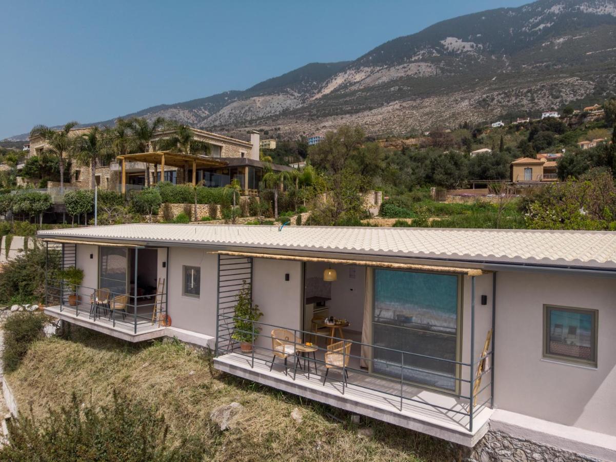 Thea Beachfront Suites In Lourdas Beach Lourdata  Luaran gambar