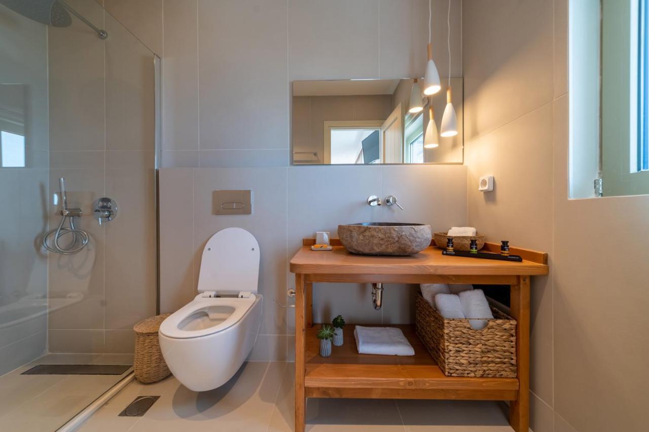 Thea Beachfront Suites In Lourdas Beach Lourdata  Luaran gambar